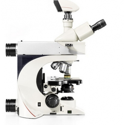 通過高質量的顯微鏡物鏡看到明亮的圖像 通過高質量的顯微鏡物鏡看到明亮的圖像